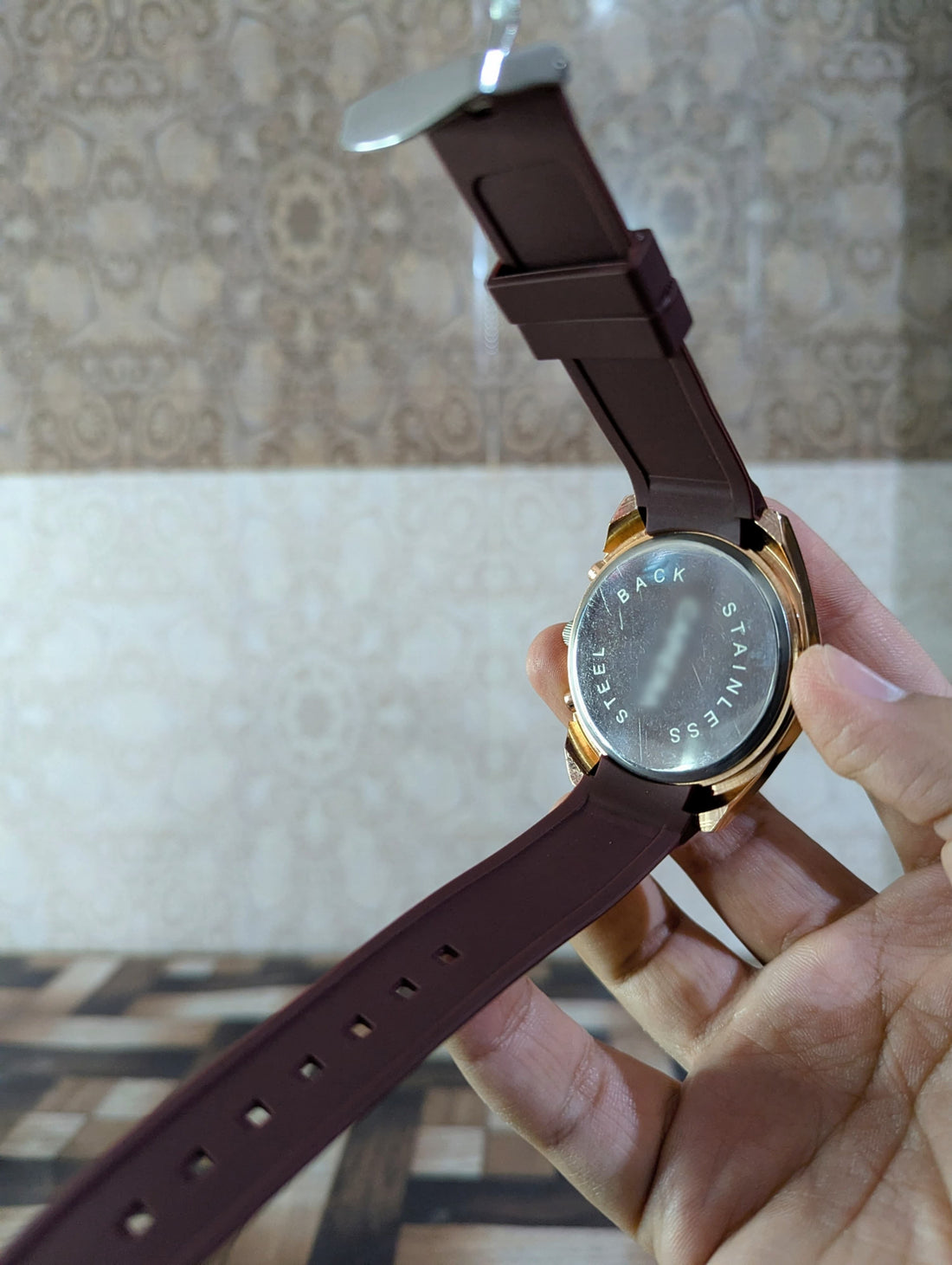 luxury Golden Dial Rubber Strap